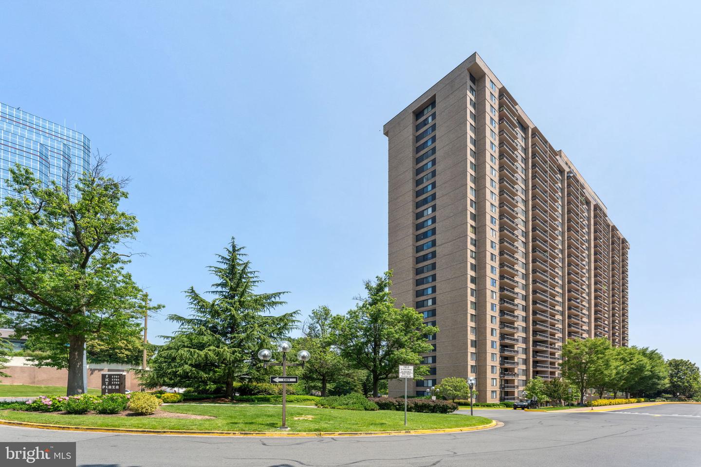 3701 S GEORGE MASON DR #918N, FALLS CHURCH, Virginia 22041, 1 Bedroom Bedrooms, ,1 BathroomBathrooms,Residential,For sale,3701 S GEORGE MASON DR #918N,VAFX2247278 MLS # VAFX2247278