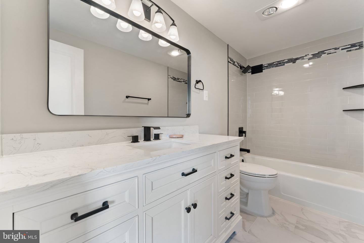 3701 S GEORGE MASON DR #918N, FALLS CHURCH, Virginia 22041, 1 Bedroom Bedrooms, ,1 BathroomBathrooms,Residential,For sale,3701 S GEORGE MASON DR #918N,VAFX2247278 MLS # VAFX2247278