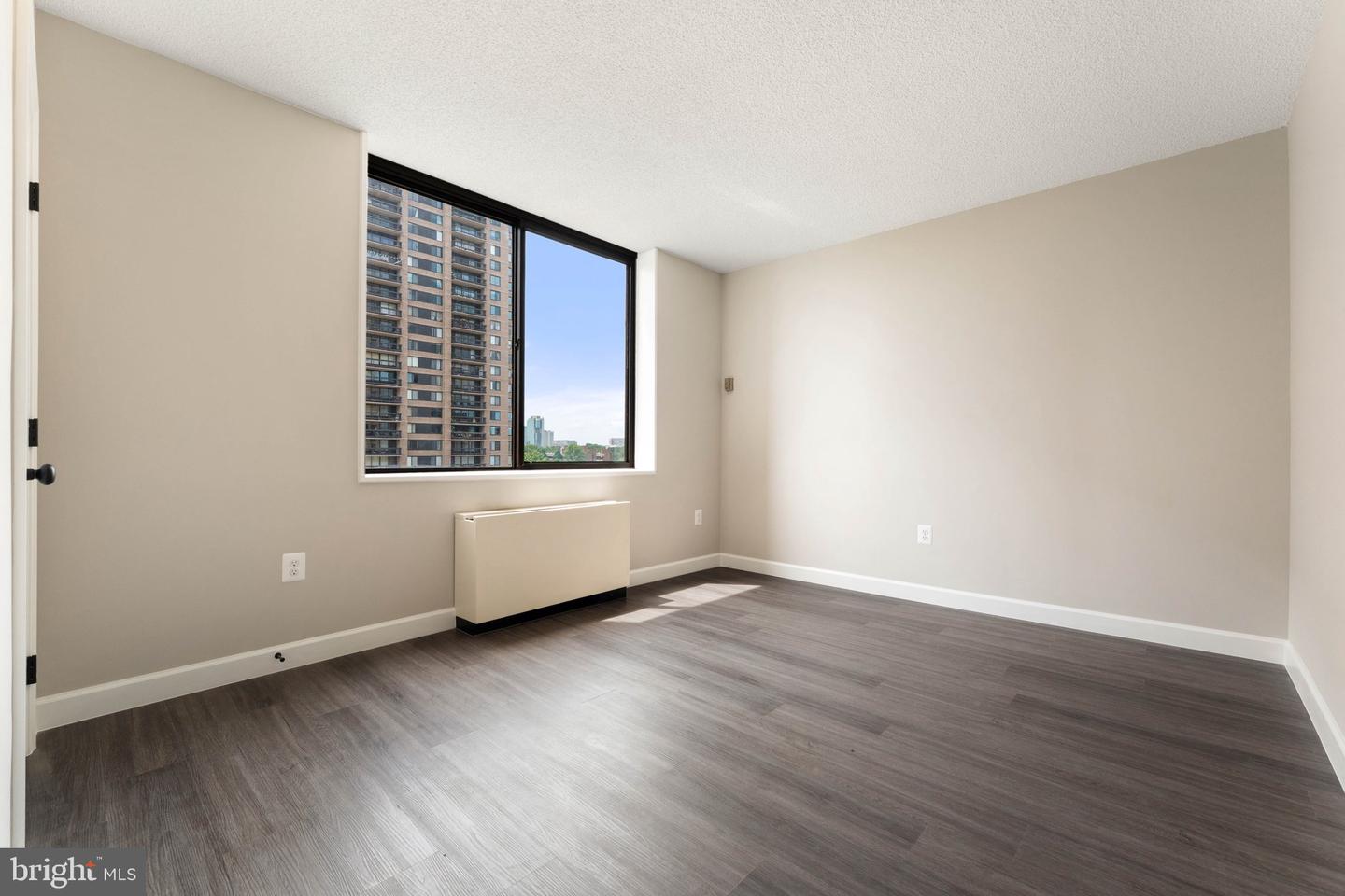 3701 S GEORGE MASON DR #918N, FALLS CHURCH, Virginia 22041, 1 Bedroom Bedrooms, ,1 BathroomBathrooms,Residential,For sale,3701 S GEORGE MASON DR #918N,VAFX2247278 MLS # VAFX2247278