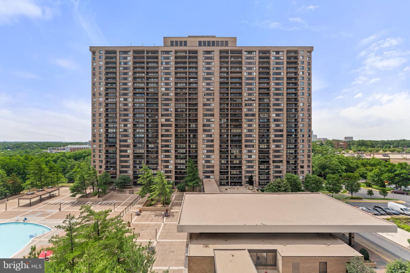 3701 S GEORGE MASON DR #918N, FALLS CHURCH, Virginia 22041, 1 Bedroom Bedrooms, ,1 BathroomBathrooms,Residential,For sale,3701 S GEORGE MASON DR #918N,VAFX2247278 MLS # VAFX2247278