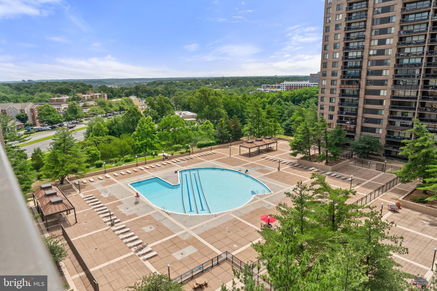 3701 S GEORGE MASON DR #918N, FALLS CHURCH, Virginia 22041, 1 Bedroom Bedrooms, ,1 BathroomBathrooms,Residential,For sale,3701 S GEORGE MASON DR #918N,VAFX2247278 MLS # VAFX2247278