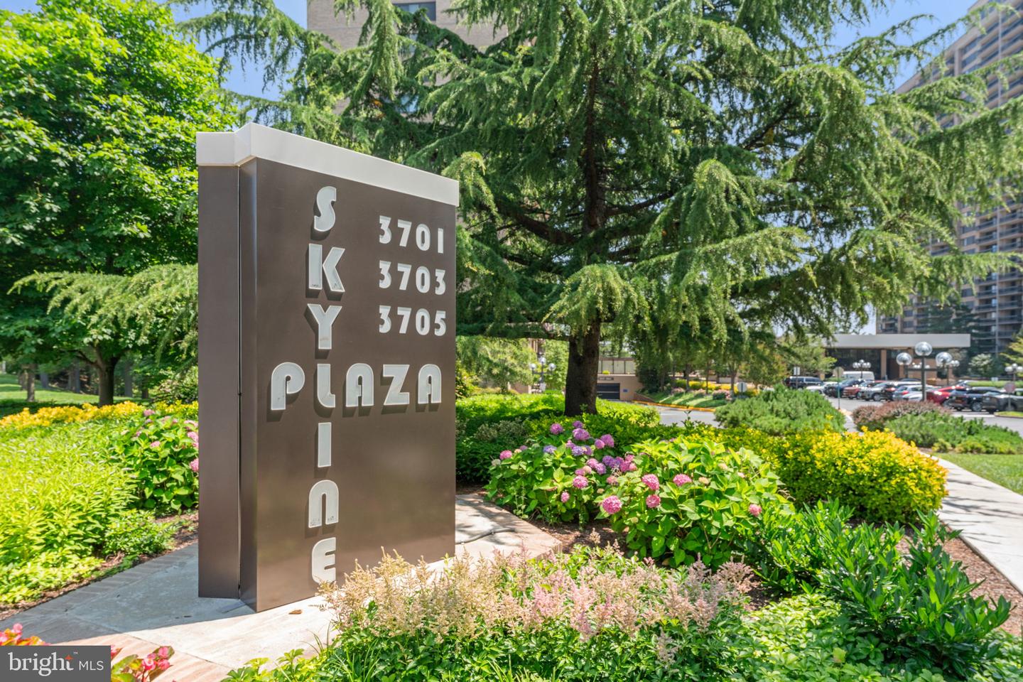 3701 S GEORGE MASON DR #918N, FALLS CHURCH, Virginia 22041, 1 Bedroom Bedrooms, ,1 BathroomBathrooms,Residential,For sale,3701 S GEORGE MASON DR #918N,VAFX2247278 MLS # VAFX2247278