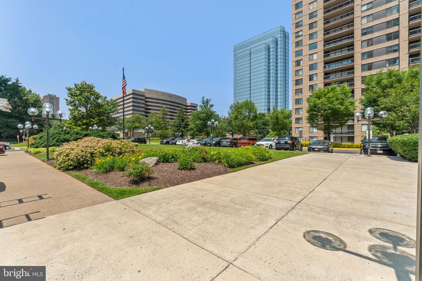 3701 S GEORGE MASON DR #918N, FALLS CHURCH, Virginia 22041, 1 Bedroom Bedrooms, ,1 BathroomBathrooms,Residential,For sale,3701 S GEORGE MASON DR #918N,VAFX2247278 MLS # VAFX2247278