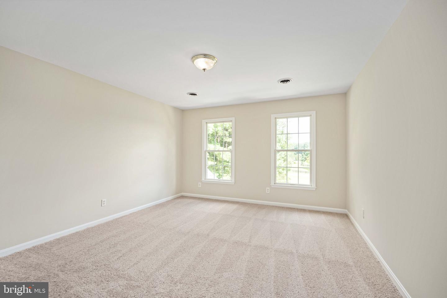22 MERIDAN LN, STAFFORD, Virginia 22556, 6 Bedrooms Bedrooms, ,4 BathroomsBathrooms,Residential,For sale,22 MERIDAN LN,VAST2040104 MLS # VAST2040104