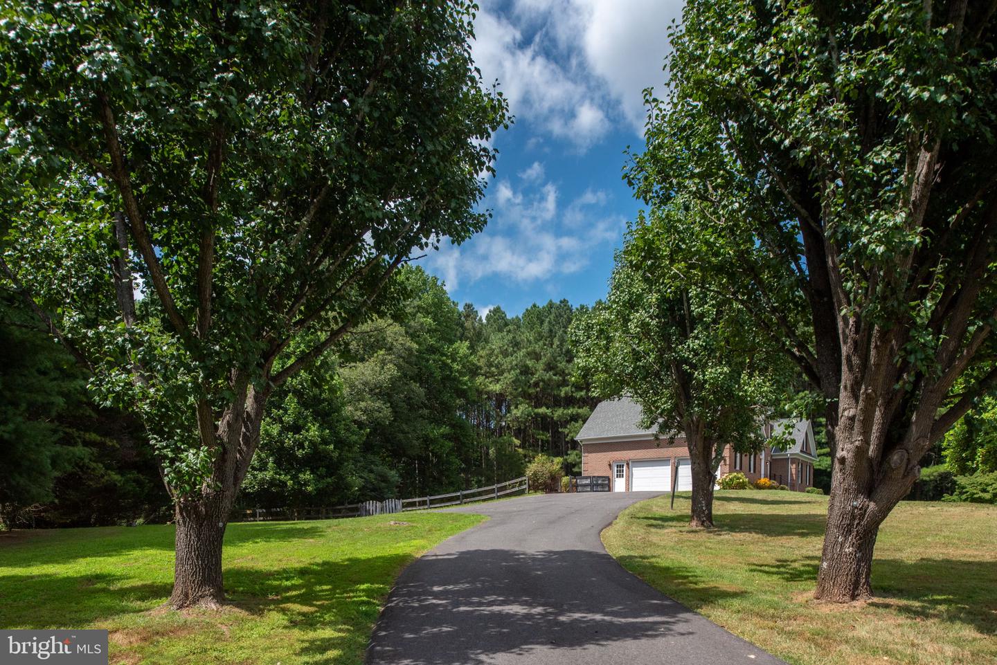22 MERIDAN LN, STAFFORD, Virginia 22556, 6 Bedrooms Bedrooms, ,4 BathroomsBathrooms,Residential,For sale,22 MERIDAN LN,VAST2040104 MLS # VAST2040104