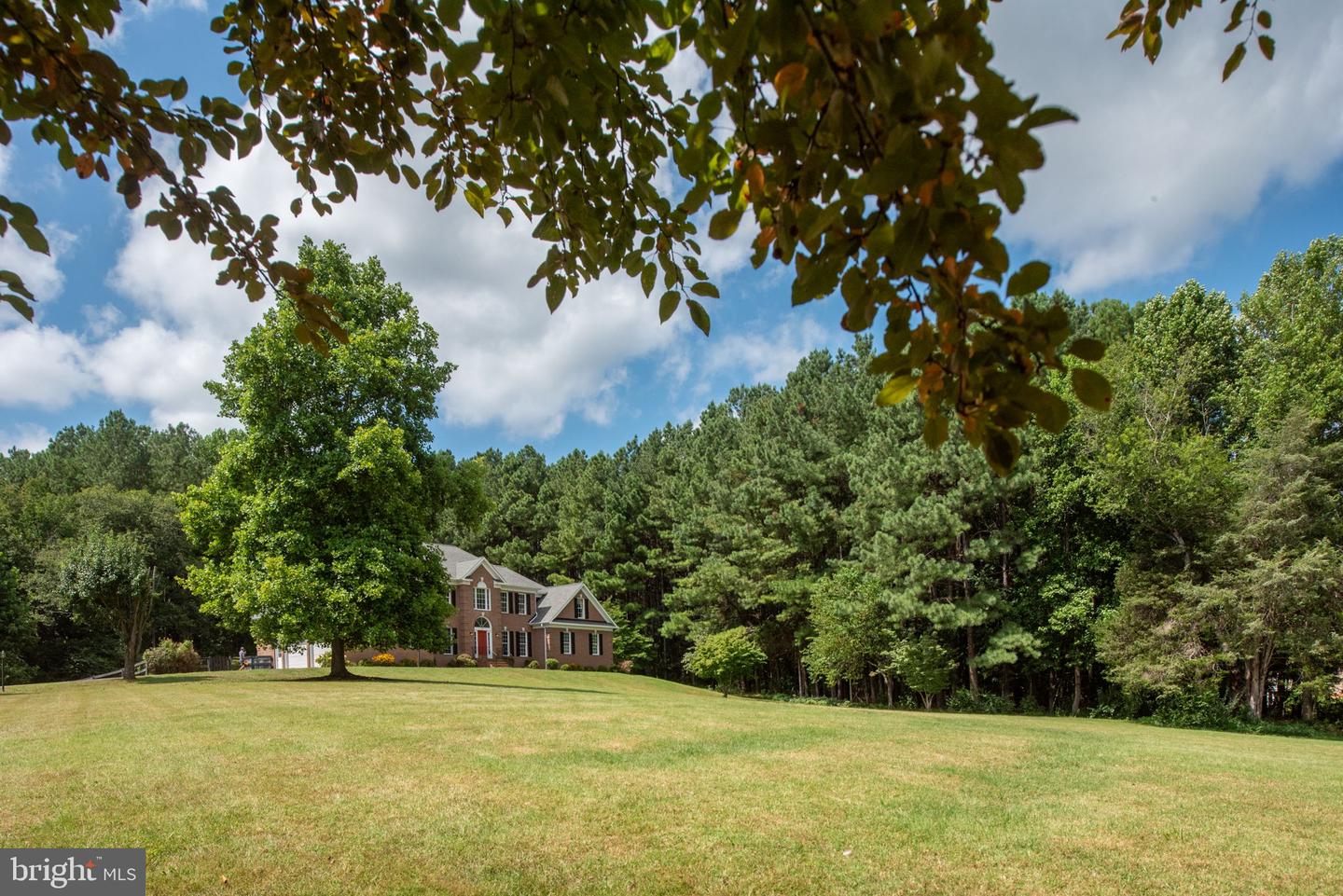 22 MERIDAN LN, STAFFORD, Virginia 22556, 6 Bedrooms Bedrooms, ,4 BathroomsBathrooms,Residential,For sale,22 MERIDAN LN,VAST2040104 MLS # VAST2040104