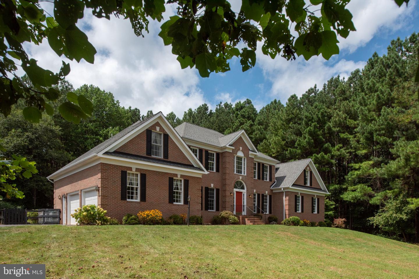 22 MERIDAN LN, STAFFORD, Virginia 22556, 6 Bedrooms Bedrooms, ,4 BathroomsBathrooms,Residential,For sale,22 MERIDAN LN,VAST2040104 MLS # VAST2040104