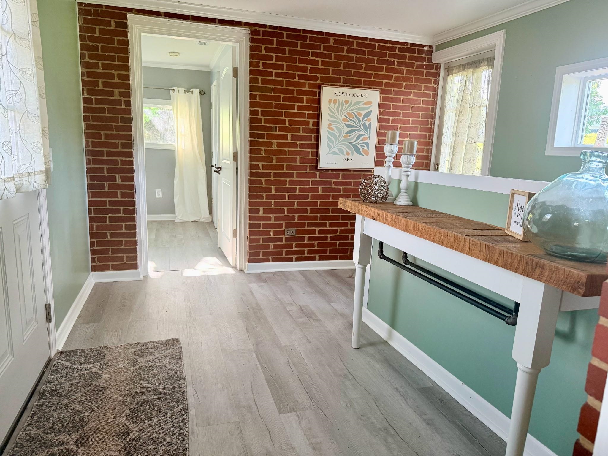 396 LINDEN DR, STAUNTON, Virginia 24401, 3 Bedrooms Bedrooms, ,2 BathroomsBathrooms,Residential,396 LINDEN DR,662527 MLS # 662527