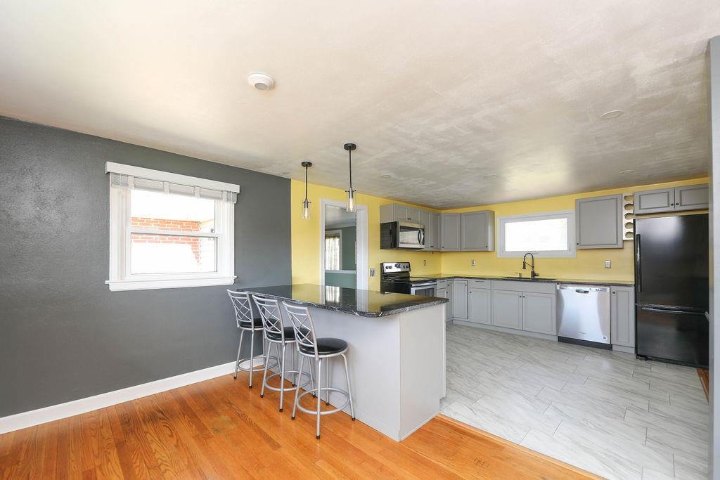396 LINDEN DR, STAUNTON, Virginia 24401, 3 Bedrooms Bedrooms, ,2 BathroomsBathrooms,Residential,396 LINDEN DR,662527 MLS # 662527