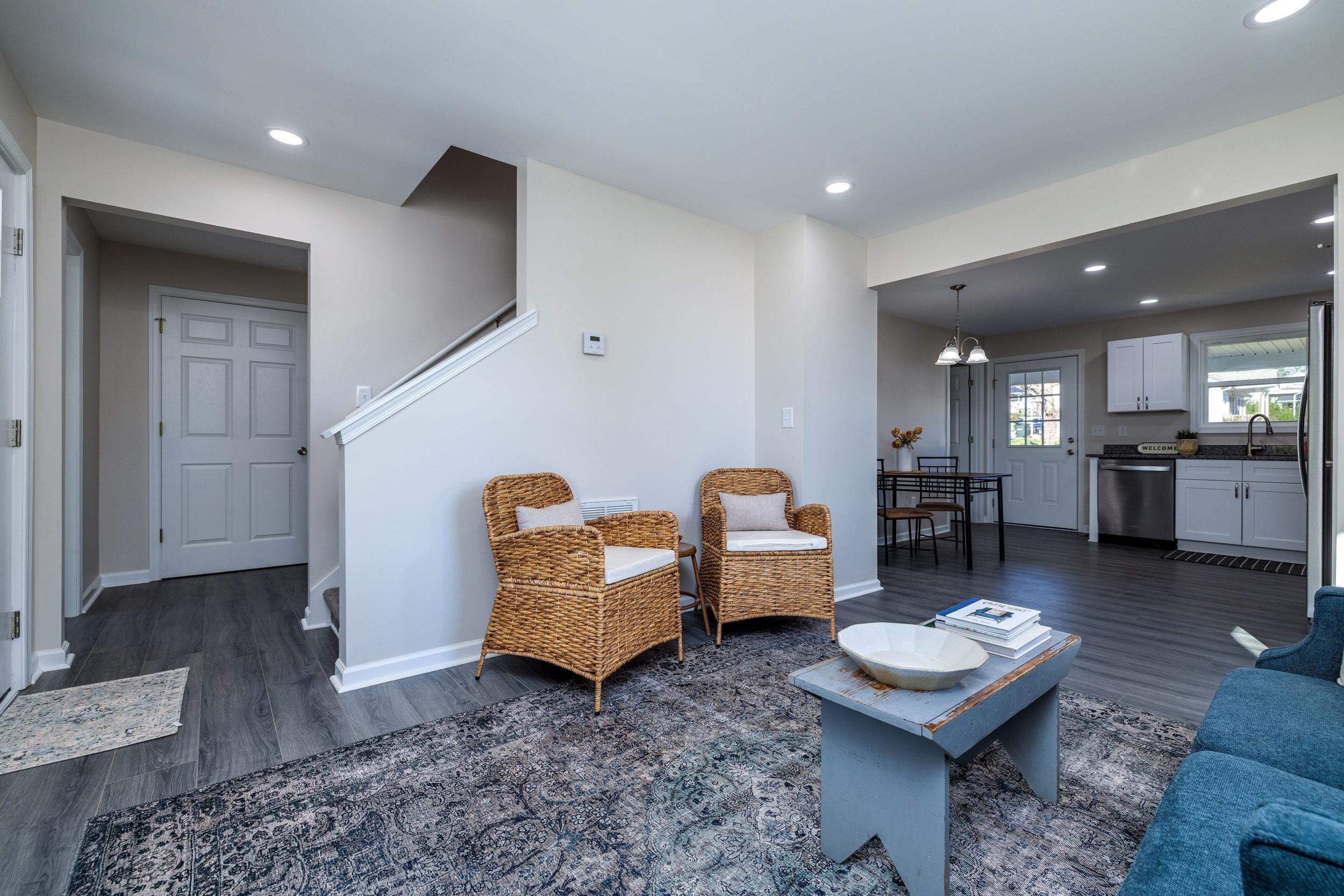 422 GRUBERT AVE, STAUNTON, Virginia 24401, 3 Bedrooms Bedrooms, ,2 BathroomsBathrooms,Residential,422 GRUBERT AVE,663079 MLS # 663079