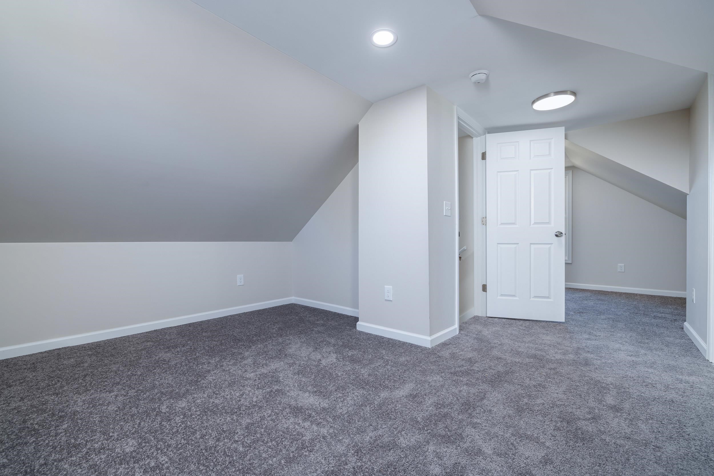 422 GRUBERT AVE, STAUNTON, Virginia 24401, 3 Bedrooms Bedrooms, ,2 BathroomsBathrooms,Residential,422 GRUBERT AVE,663079 MLS # 663079