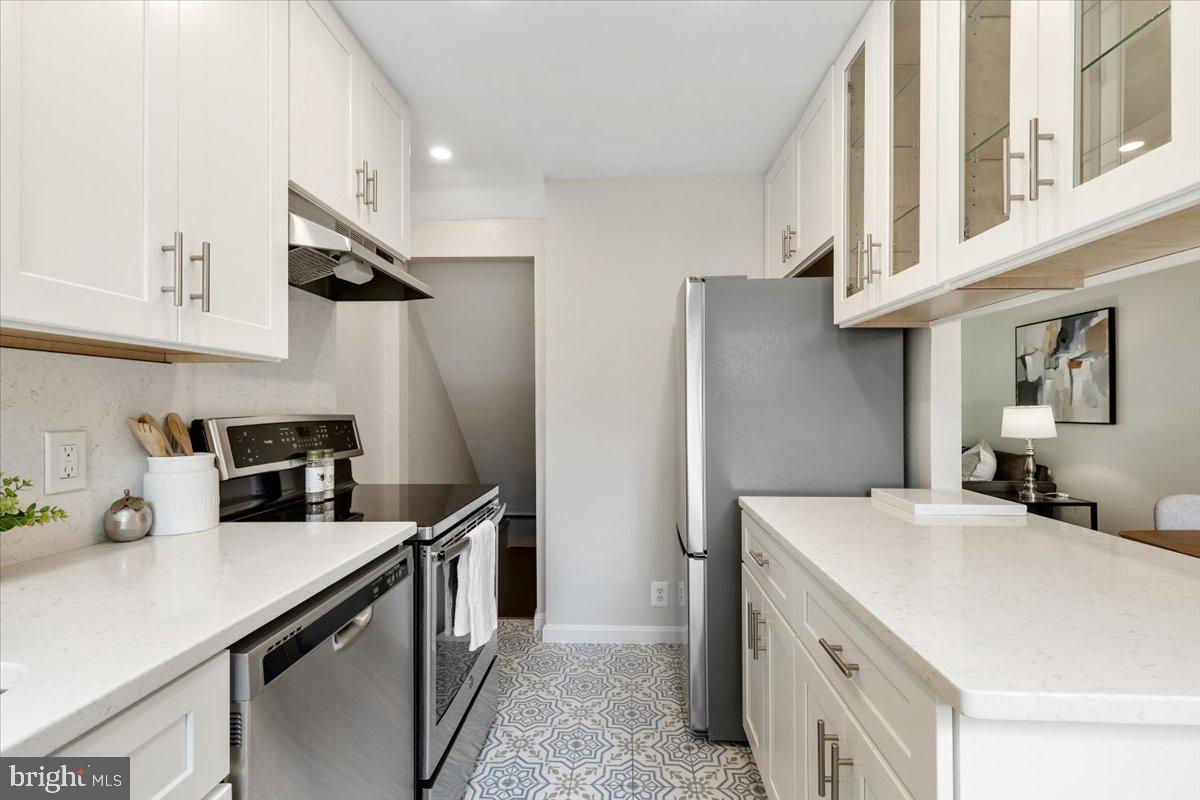 3222 S UTAH ST, ARLINGTON, Virginia 22206, 2 Bedrooms Bedrooms, ,2 BathroomsBathrooms,Residential,For sale,3222 S UTAH ST,VAAR2060108 MLS # VAAR2060108