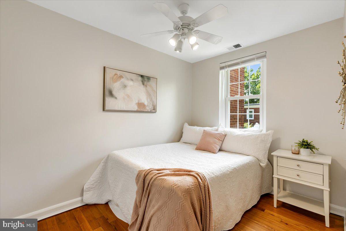 3222 S UTAH ST, ARLINGTON, Virginia 22206, 2 Bedrooms Bedrooms, ,2 BathroomsBathrooms,Residential,For sale,3222 S UTAH ST,VAAR2060108 MLS # VAAR2060108