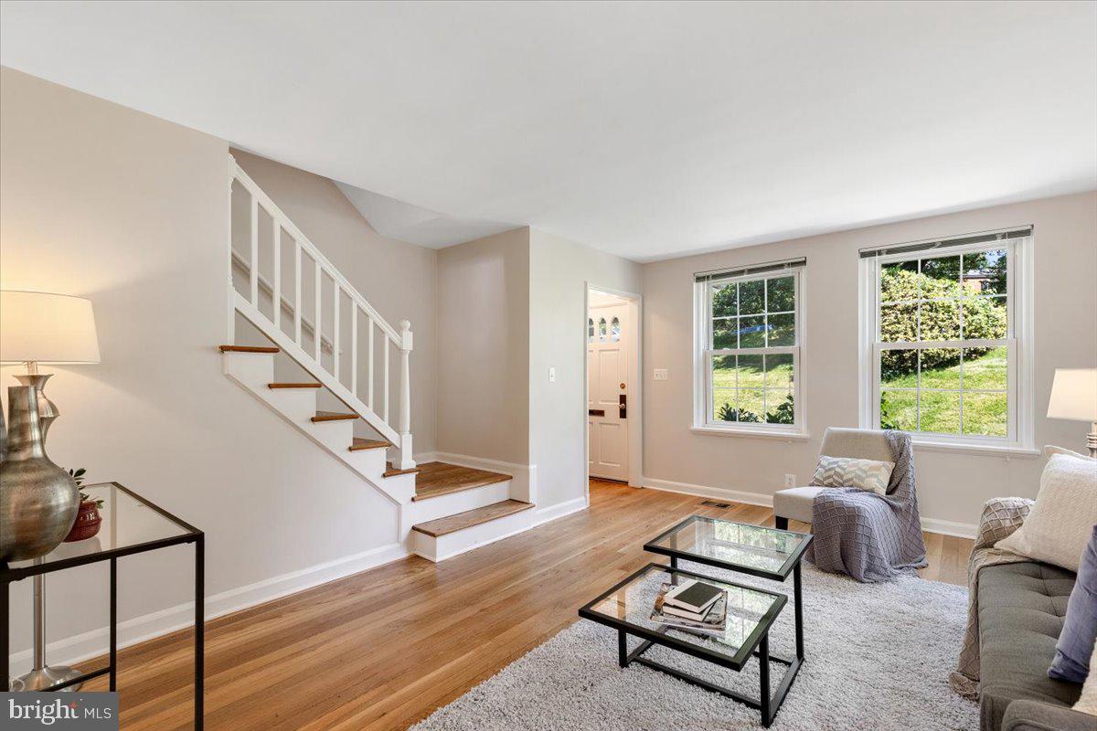 3222 S UTAH ST, ARLINGTON, Virginia 22206, 2 Bedrooms Bedrooms, ,2 BathroomsBathrooms,Residential,For sale,3222 S UTAH ST,VAAR2060108 MLS # VAAR2060108