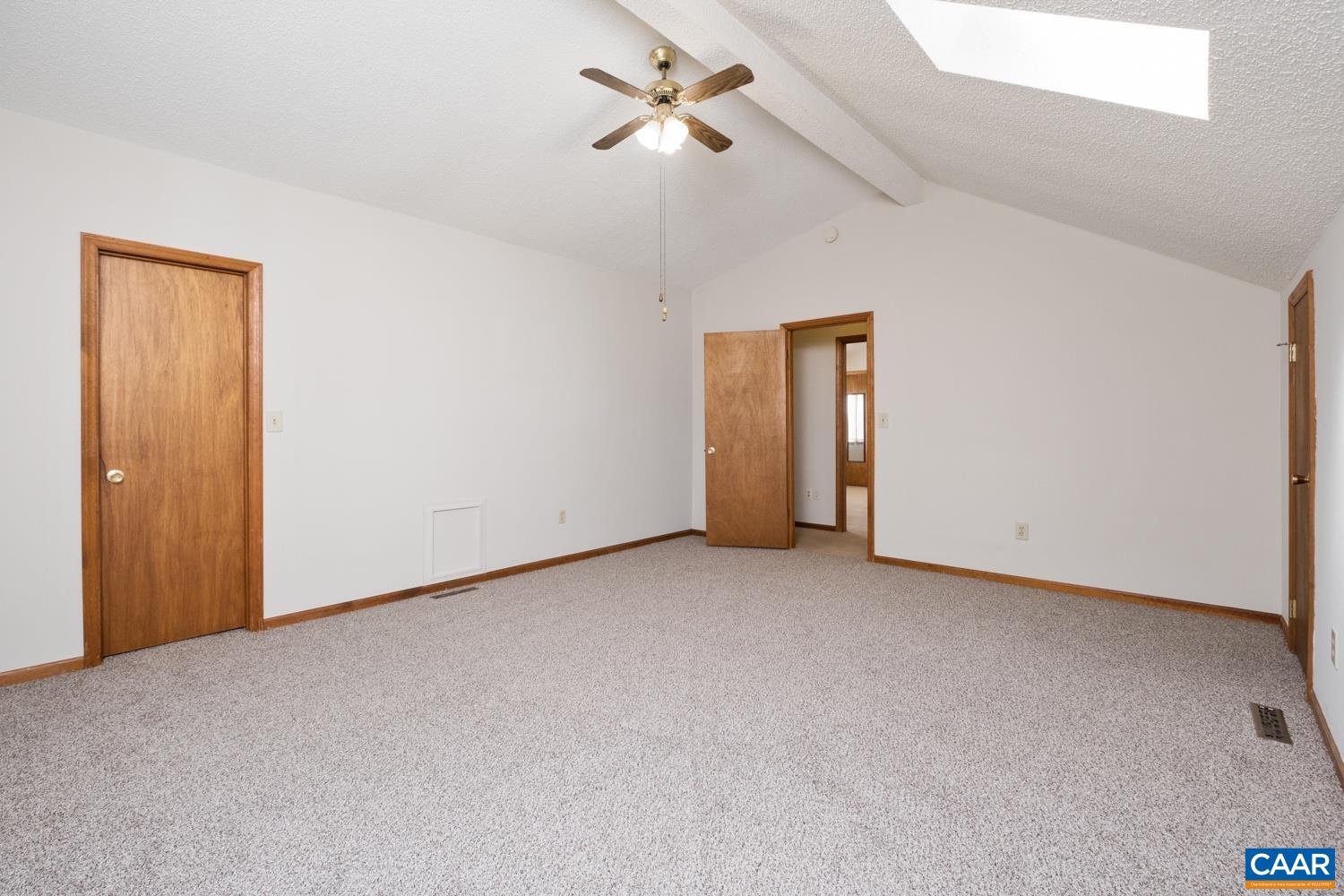 634 AUGUSTA FARMS RD, WAYNESBORO, Virginia 22980, 3 Bedrooms Bedrooms, ,3 BathroomsBathrooms,Residential,634 AUGUSTA FARMS RD,666370 MLS # 666370