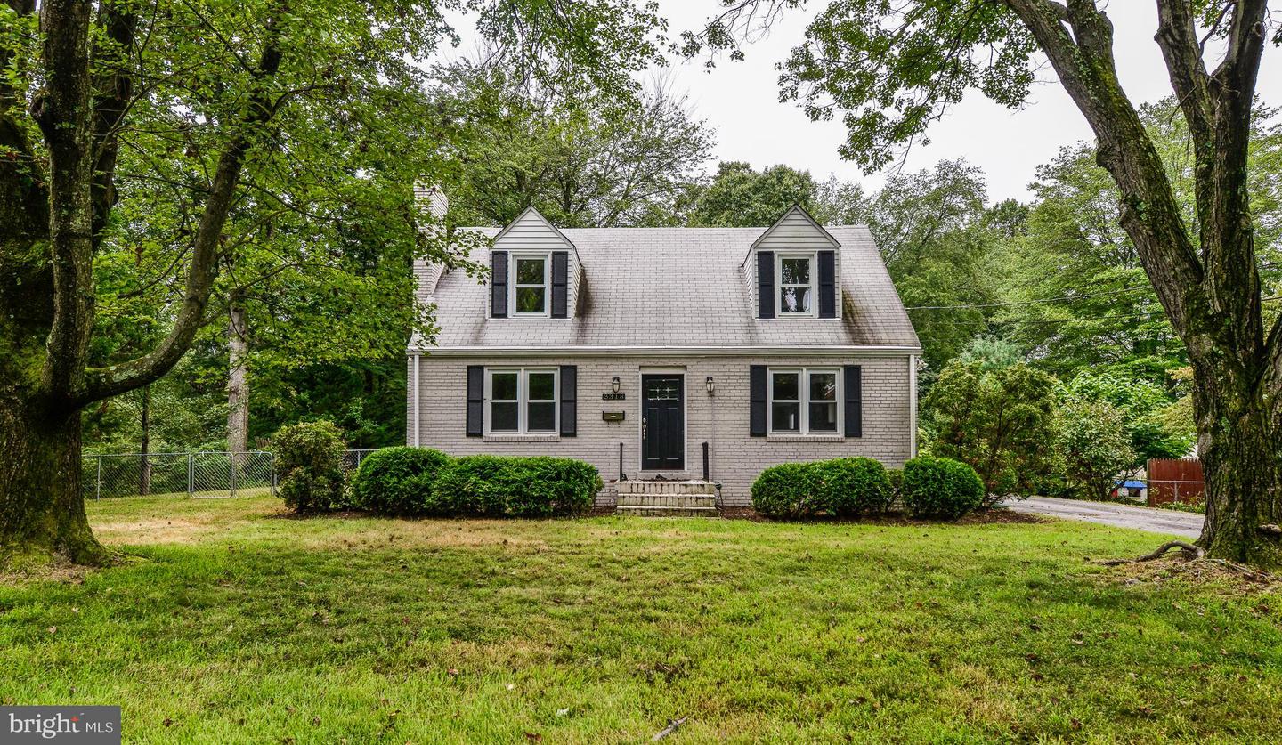 3318 HOLLOMAN RD, FALLS CHURCH, Virginia 22042, 5 Bedrooms Bedrooms, ,4 BathroomsBathrooms,Residential,For sale,3318 HOLLOMAN RD,VAFX2254270 MLS # VAFX2254270