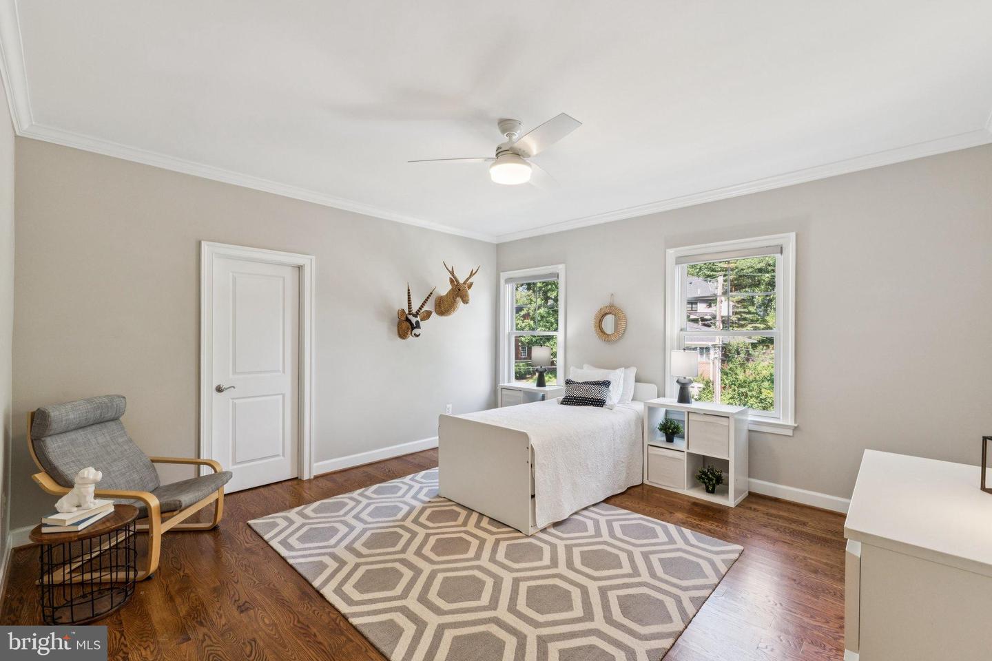 2354 N QUEBEC ST, ARLINGTON, Virginia 22207, 5 Bedrooms Bedrooms, 22 Rooms Rooms,4 BathroomsBathrooms,Residential,For sale,2354 N QUEBEC ST,VAAR2060426 MLS # VAAR2060426