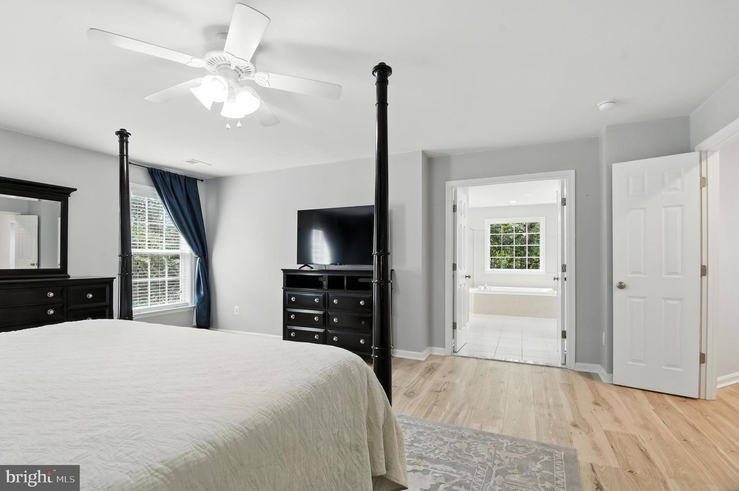 7821 ZEELAND PL, GAINESVILLE, Virginia 20155, 5 Bedrooms Bedrooms, ,4 BathroomsBathrooms,Residential,For sale,7821 ZEELAND PL,VAPW2098994 MLS # VAPW2098994