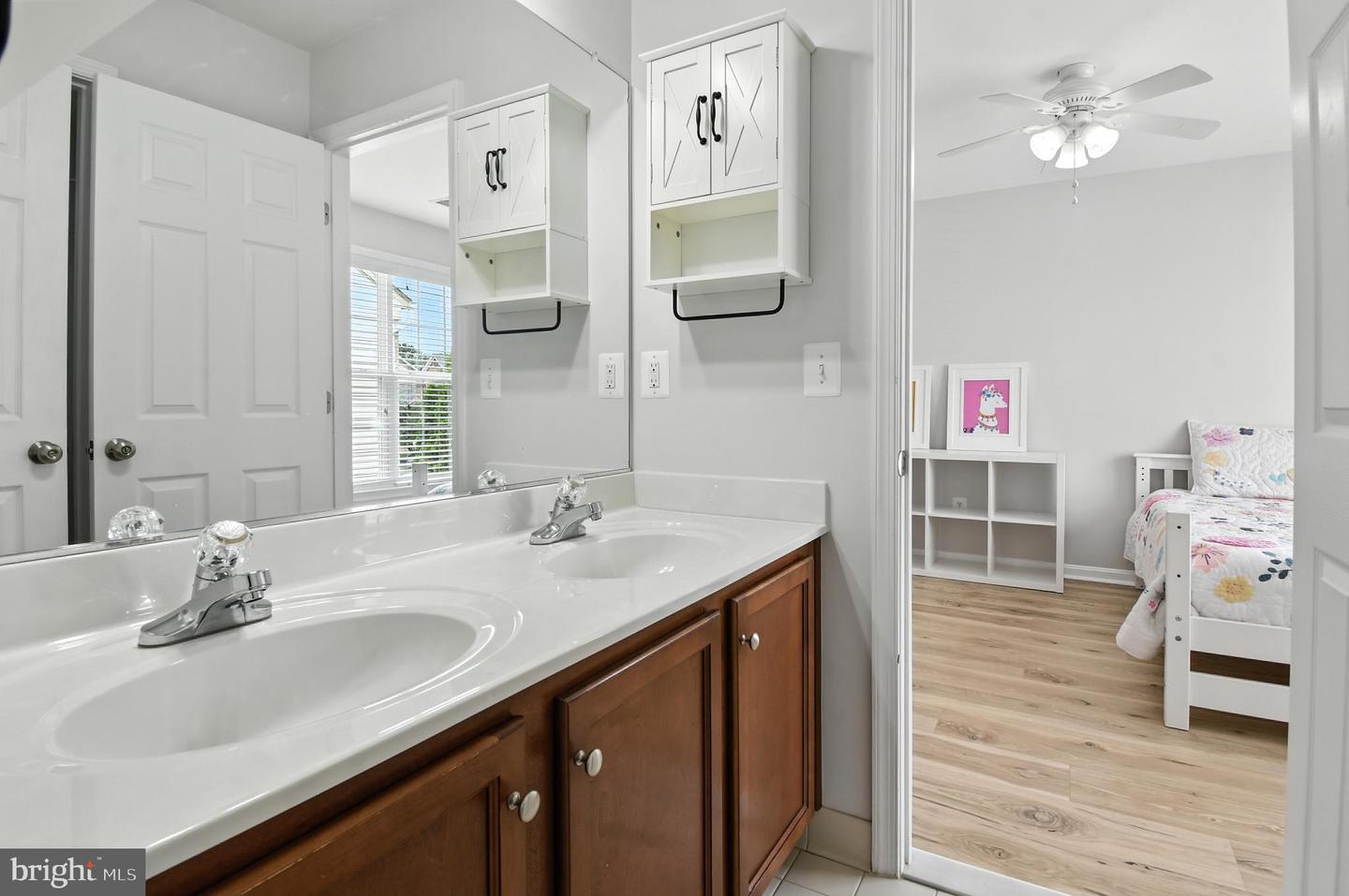 7821 ZEELAND PL, GAINESVILLE, Virginia 20155, 5 Bedrooms Bedrooms, ,4 BathroomsBathrooms,Residential,For sale,7821 ZEELAND PL,VAPW2098994 MLS # VAPW2098994