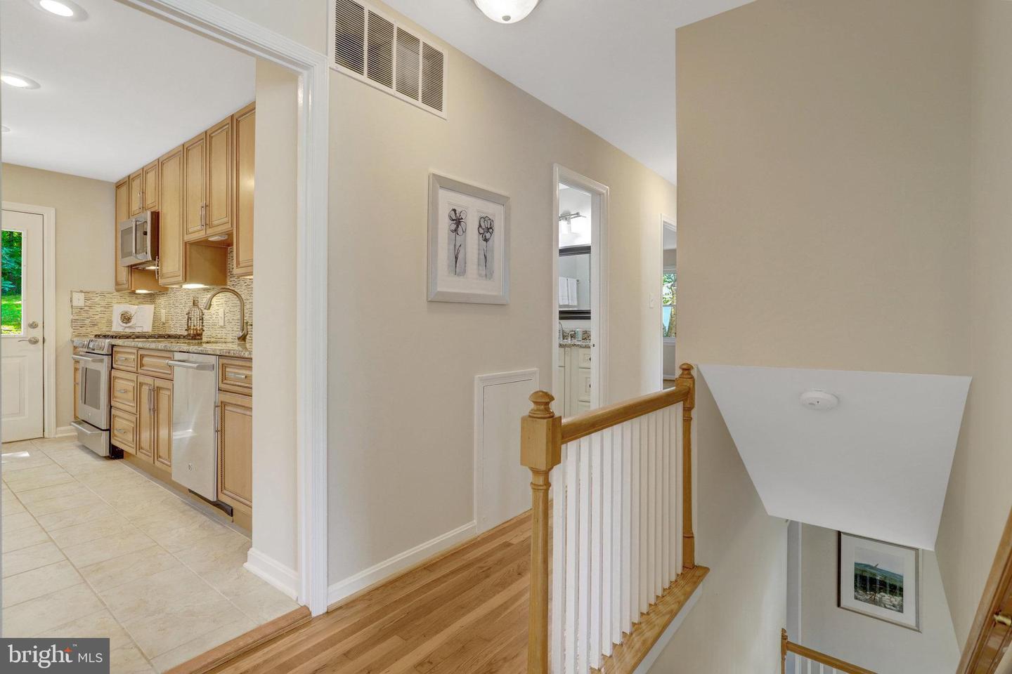 8122 BRIAR CREEK DR, ANNANDALE, Virginia 22003, 4 Bedrooms Bedrooms, ,3 BathroomsBathrooms,Residential,For sale,8122 BRIAR CREEK DR,VAFX2255546 MLS # VAFX2255546