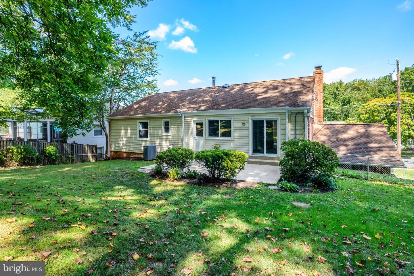 8122 BRIAR CREEK DR, ANNANDALE, Virginia 22003, 4 Bedrooms Bedrooms, ,3 BathroomsBathrooms,Residential,For sale,8122 BRIAR CREEK DR,VAFX2255546 MLS # VAFX2255546