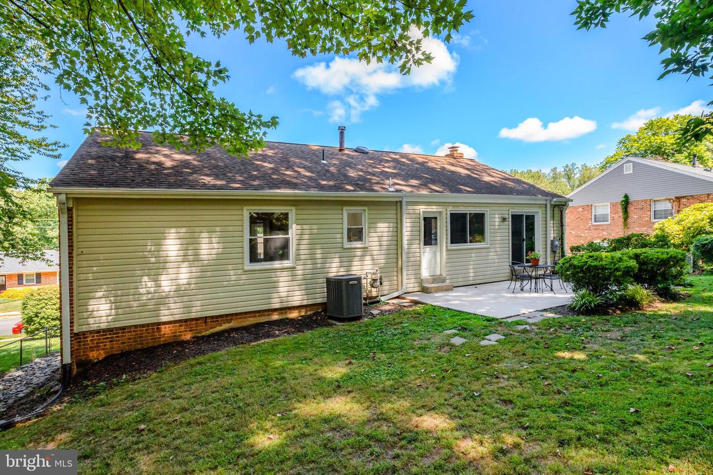 8122 BRIAR CREEK DR, ANNANDALE, Virginia 22003, 4 Bedrooms Bedrooms, ,3 BathroomsBathrooms,Residential,For sale,8122 BRIAR CREEK DR,VAFX2255546 MLS # VAFX2255546