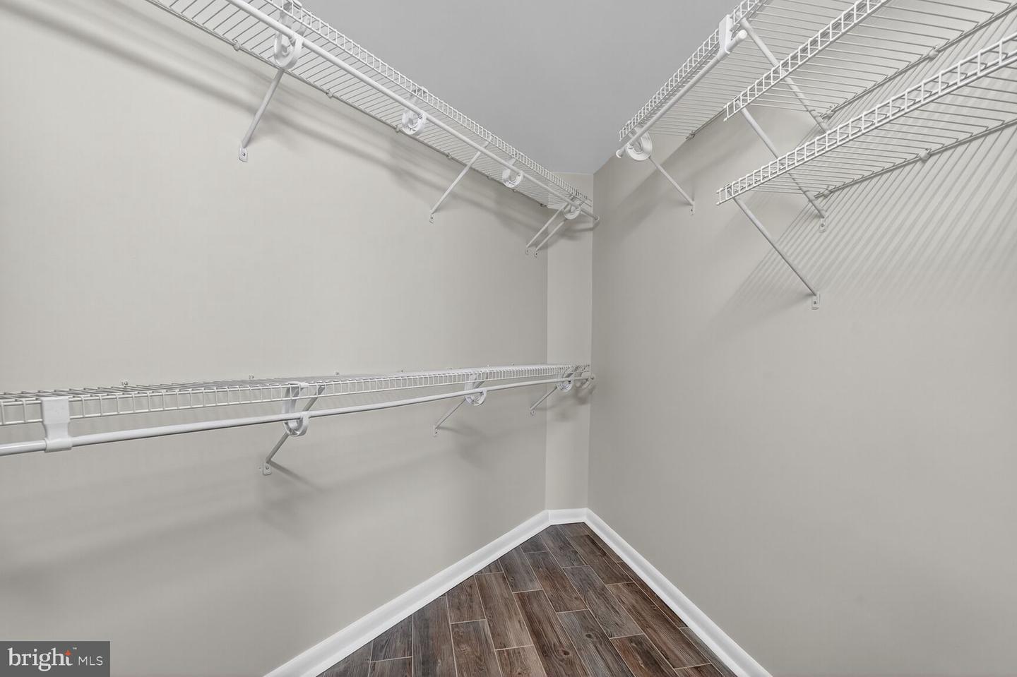 851 N GLEBE RD #411, ARLINGTON, Virginia 22203, 2 Bedrooms Bedrooms, ,2 BathroomsBathrooms,Residential,For sale,851 N GLEBE RD #411,VAAR2060886 MLS # VAAR2060886