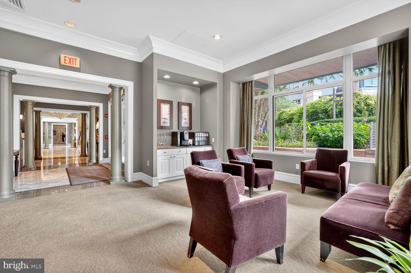 851 N GLEBE RD #411, ARLINGTON, Virginia 22203, 2 Bedrooms Bedrooms, ,2 BathroomsBathrooms,Residential,For sale,851 N GLEBE RD #411,VAAR2060886 MLS # VAAR2060886