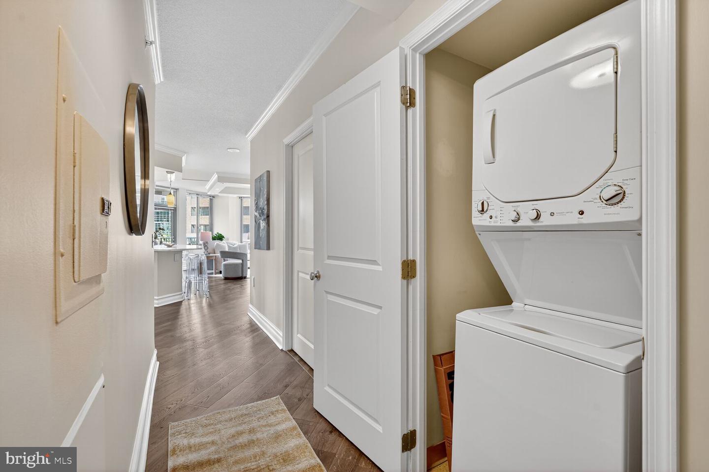 851 N GLEBE RD #411, ARLINGTON, Virginia 22203, 2 Bedrooms Bedrooms, ,2 BathroomsBathrooms,Residential,For sale,851 N GLEBE RD #411,VAAR2060886 MLS # VAAR2060886