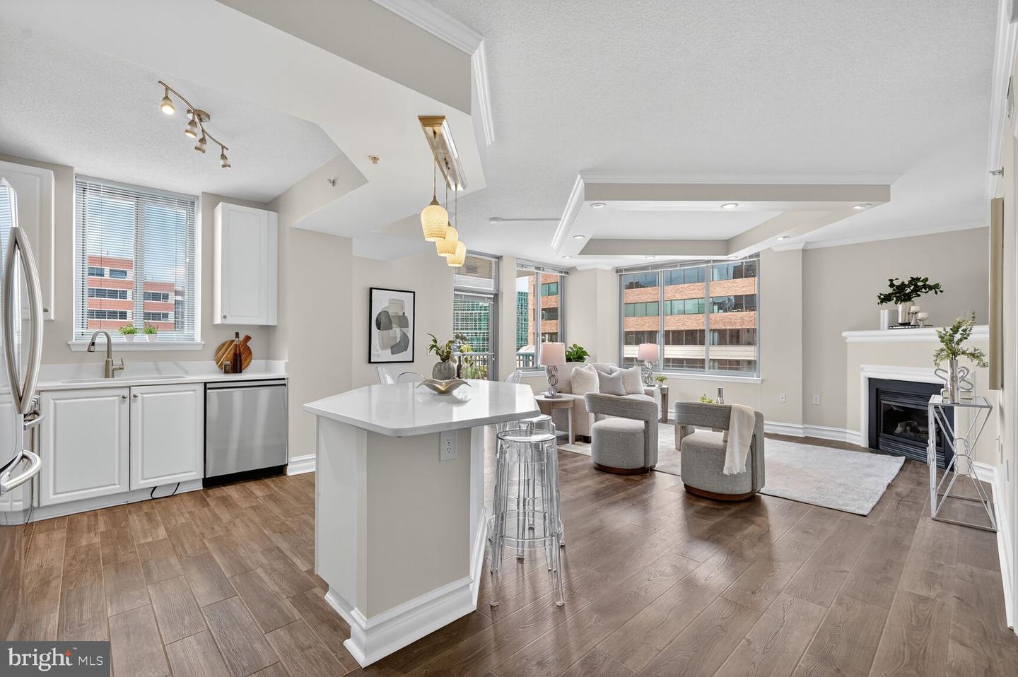 851 N GLEBE RD #411, ARLINGTON, Virginia 22203, 2 Bedrooms Bedrooms, ,2 BathroomsBathrooms,Residential,For sale,851 N GLEBE RD #411,VAAR2060886 MLS # VAAR2060886