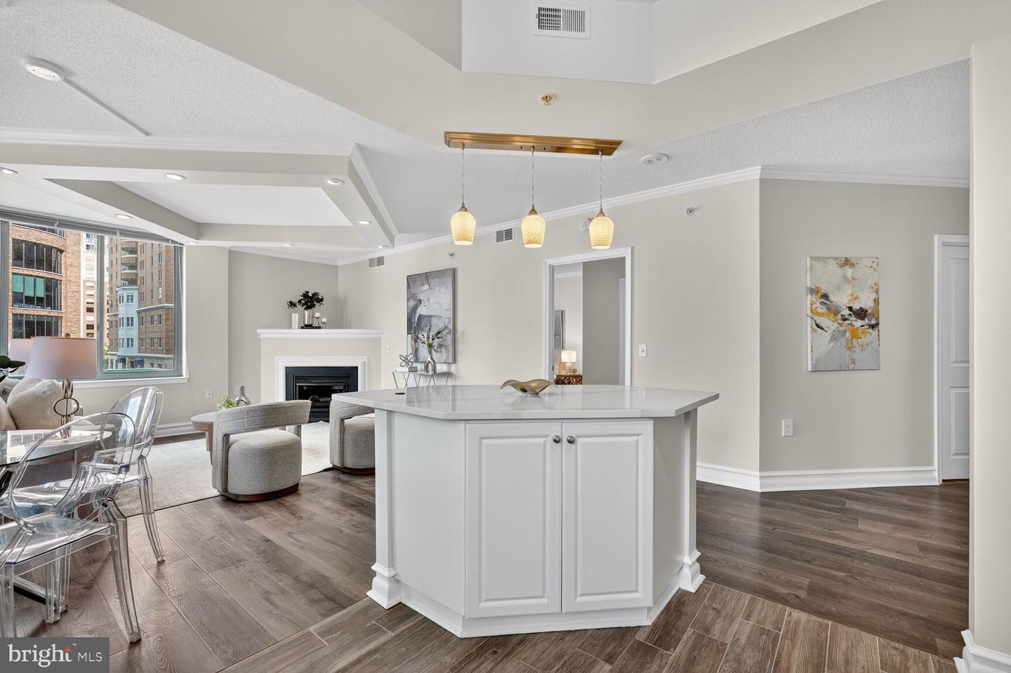 851 N GLEBE RD #411, ARLINGTON, Virginia 22203, 2 Bedrooms Bedrooms, ,2 BathroomsBathrooms,Residential,For sale,851 N GLEBE RD #411,VAAR2060886 MLS # VAAR2060886