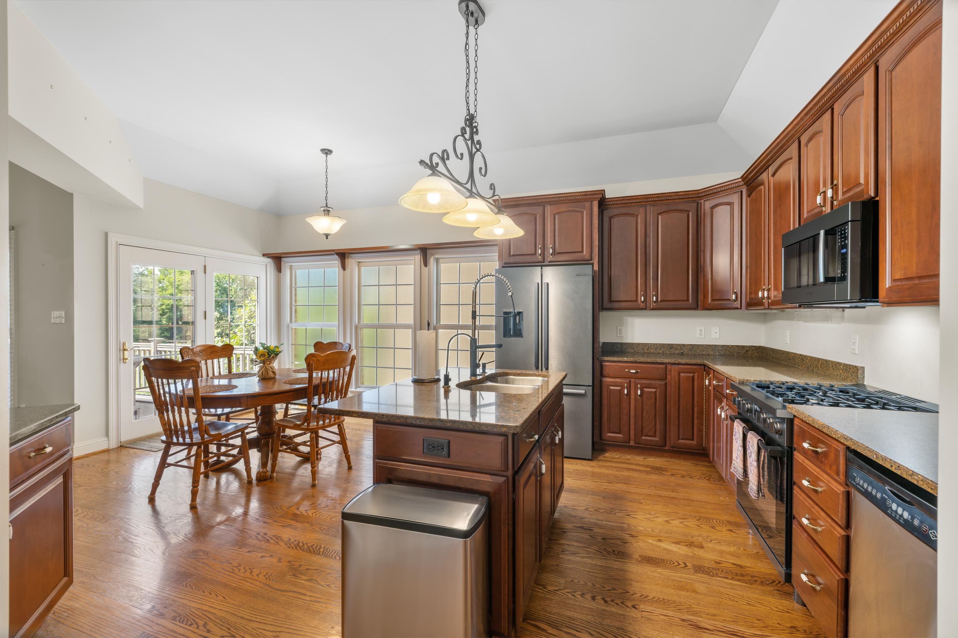 104 COURTYARD TER, NEW MARKET, Virginia 22844, 3 Bedrooms Bedrooms, ,3 BathroomsBathrooms,Residential,104 COURTYARD TER,667937 MLS # 667937