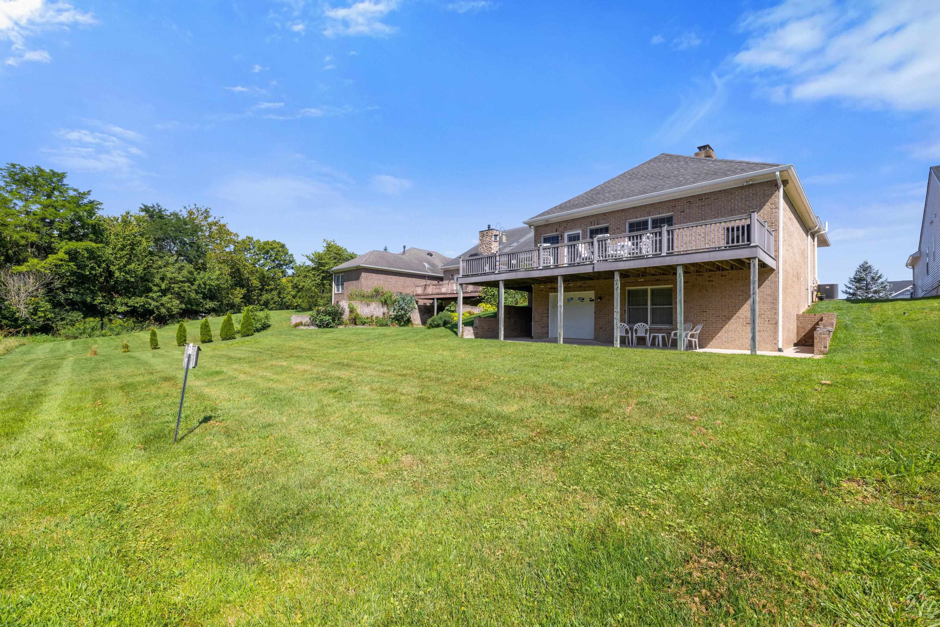 104 COURTYARD TER, NEW MARKET, Virginia 22844, 3 Bedrooms Bedrooms, ,3 BathroomsBathrooms,Residential,104 COURTYARD TER,667937 MLS # 667937