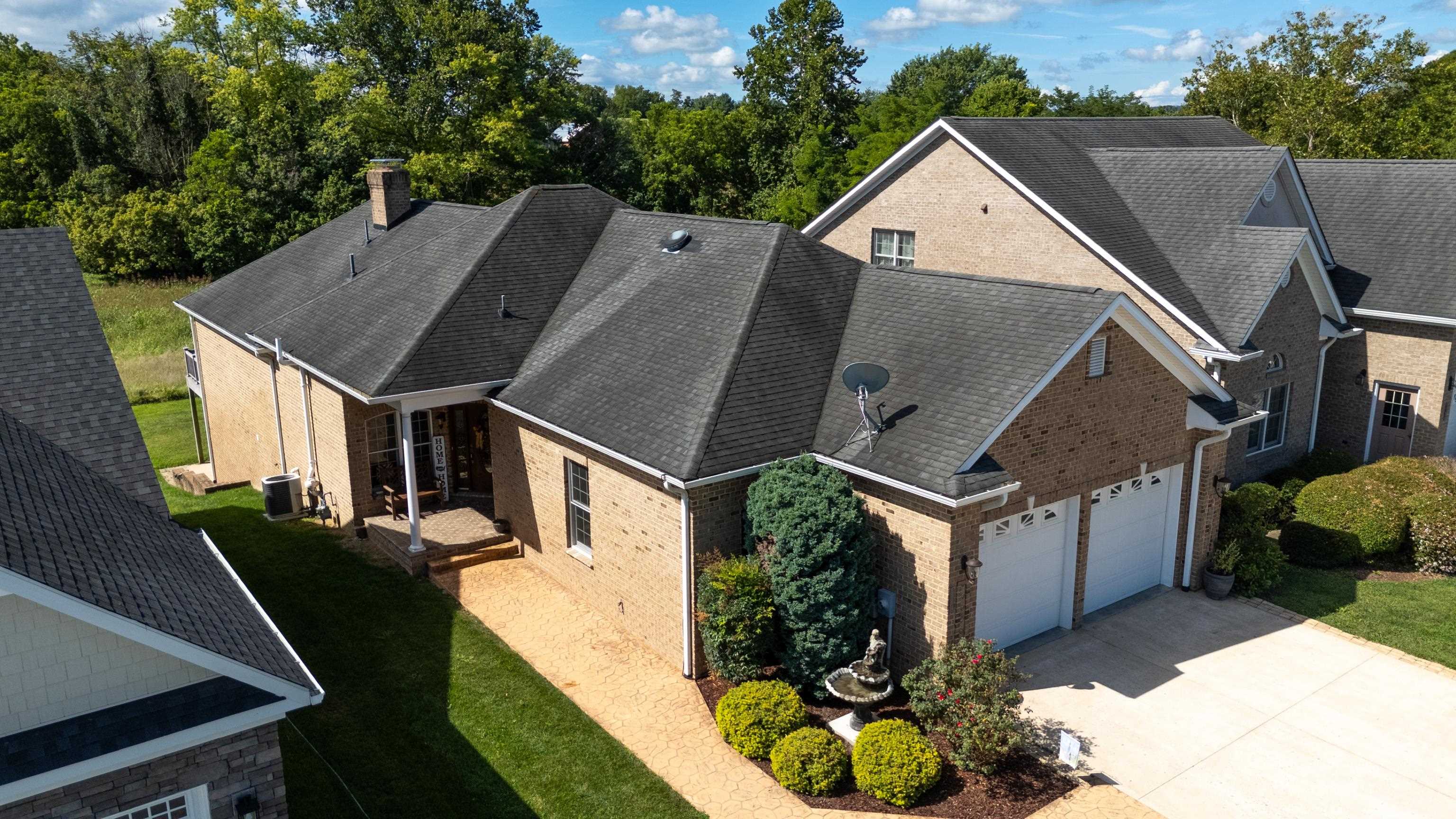 104 COURTYARD TER, NEW MARKET, Virginia 22844, 3 Bedrooms Bedrooms, ,3 BathroomsBathrooms,Residential,104 COURTYARD TER,667937 MLS # 667937