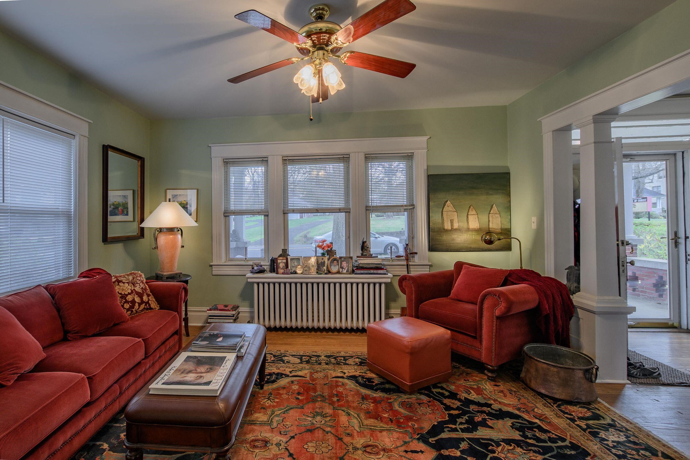 521 SOUTH MAIN ST, LEXINGTON, Virginia 24450, 3 Bedrooms Bedrooms, ,2 BathroomsBathrooms,Residential,521 S. Main St Lexington, VA 24450,521 SOUTH MAIN ST,667938 MLS # 667938