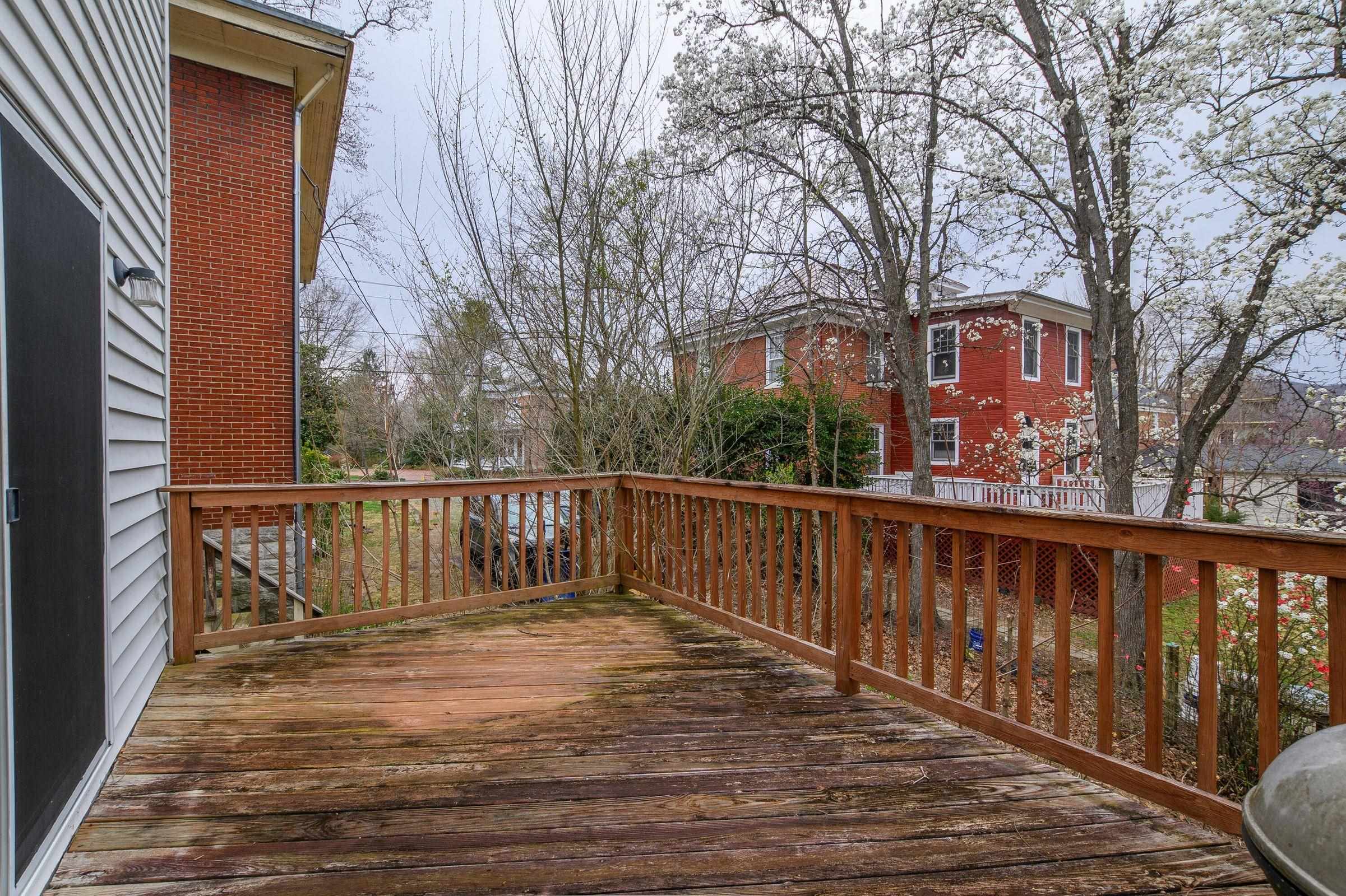 521 SOUTH MAIN ST, LEXINGTON, Virginia 24450, 3 Bedrooms Bedrooms, ,2 BathroomsBathrooms,Residential,521 S. Main St Lexington, VA 24450,521 SOUTH MAIN ST,667938 MLS # 667938