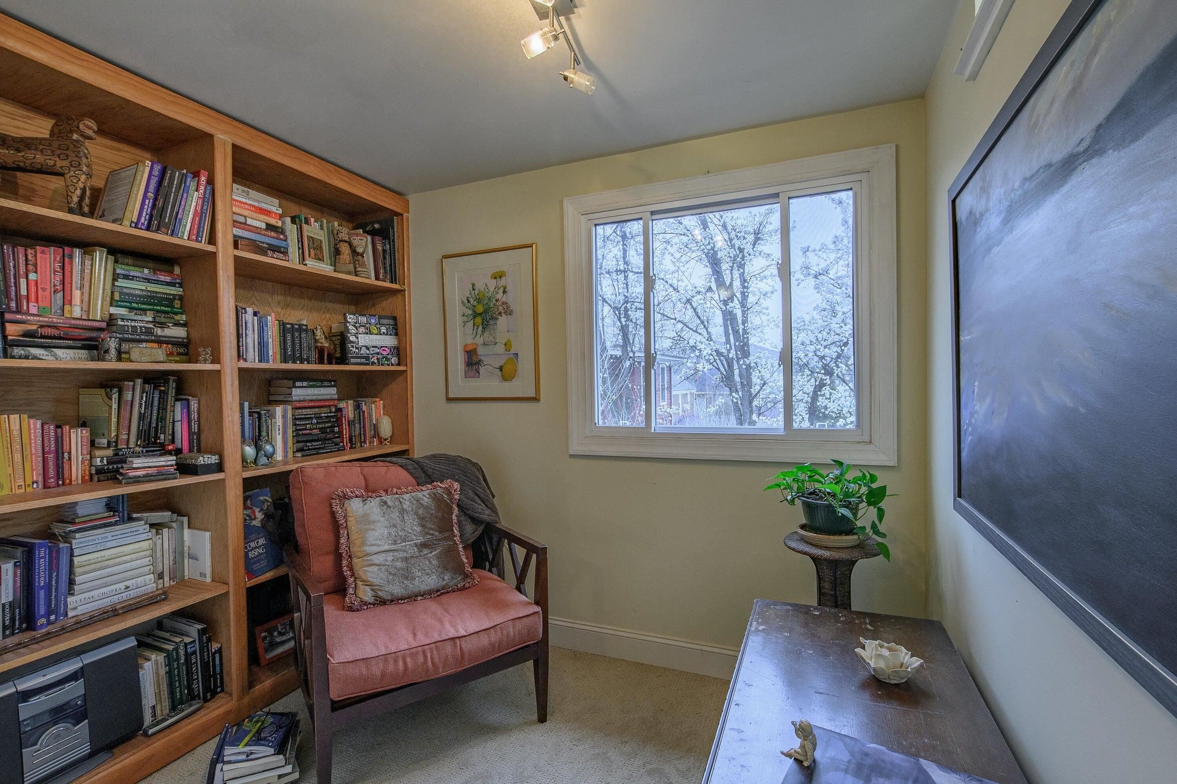 Library off primary suite