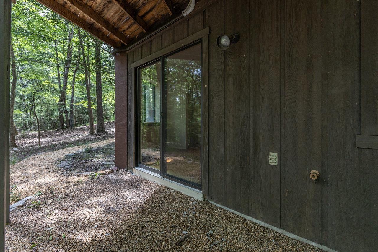 130 CONGERS LN, MCGAHEYSVILLE, Virginia 22840, 4 Bedrooms Bedrooms, ,3 BathroomsBathrooms,Residential,The Wood Stove House,130 CONGERS LN,667950 MLS # 667950