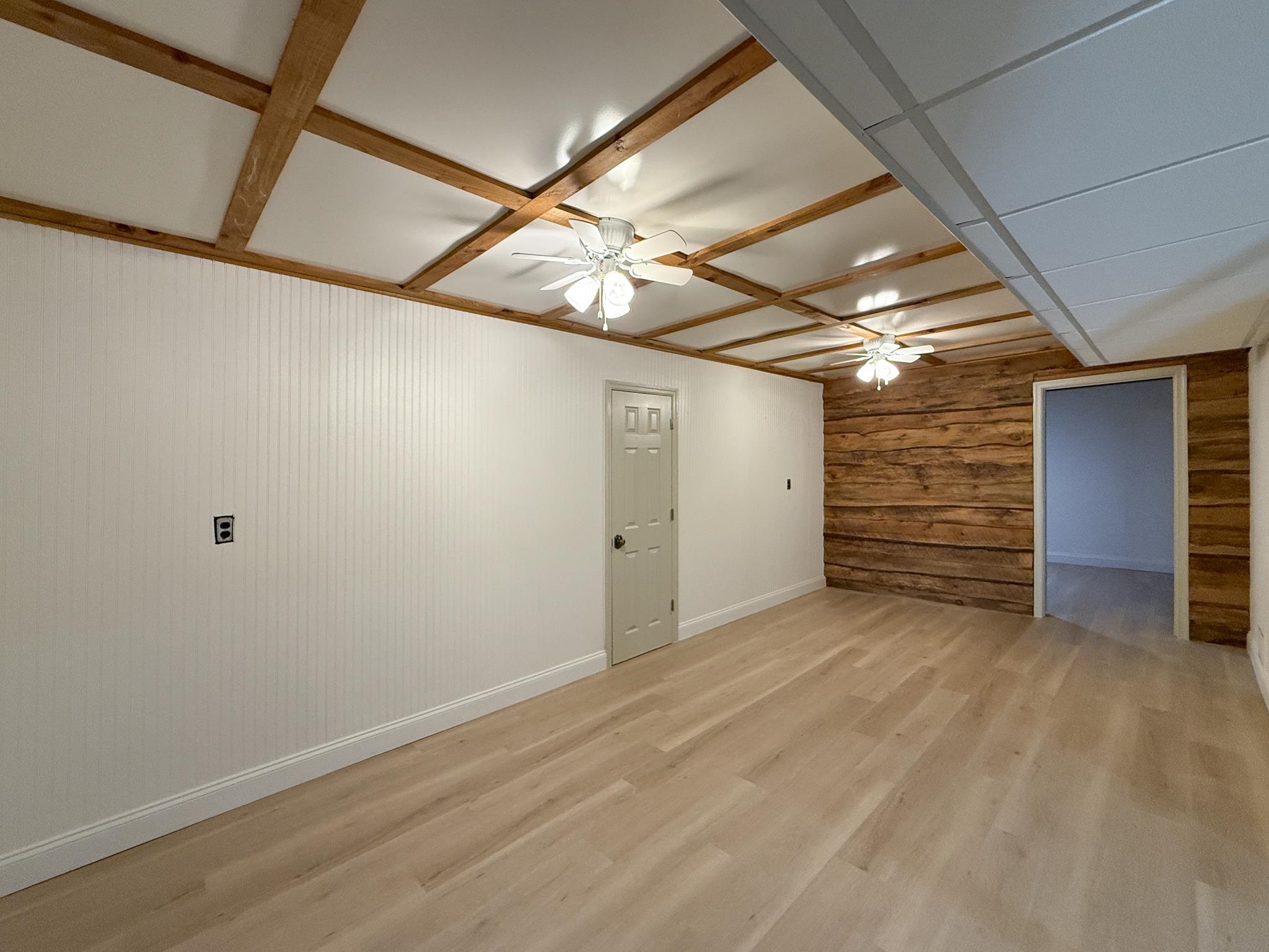 22 HIDDEN HOLLOW LN, STAUNTON, Virginia 24401, 4 Bedrooms Bedrooms, ,2 BathroomsBathrooms,Residential,22 HIDDEN HOLLOW LN,667958 MLS # 667958