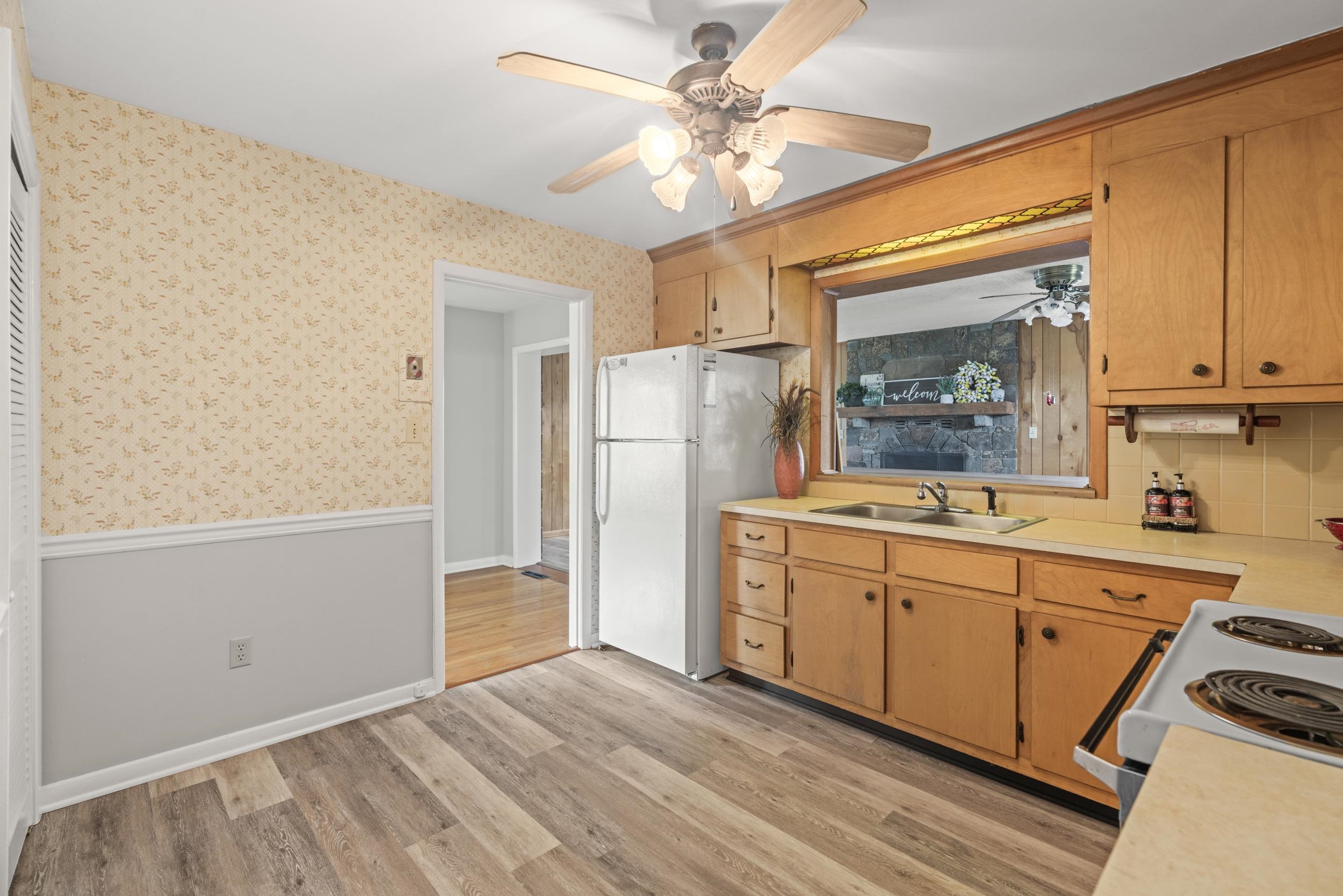 2455 MT VERNON ST, WAYNESBORO, Virginia 22980, 3 Bedrooms Bedrooms, ,2 BathroomsBathrooms,Residential,2455 MT VERNON ST,667959 MLS # 667959