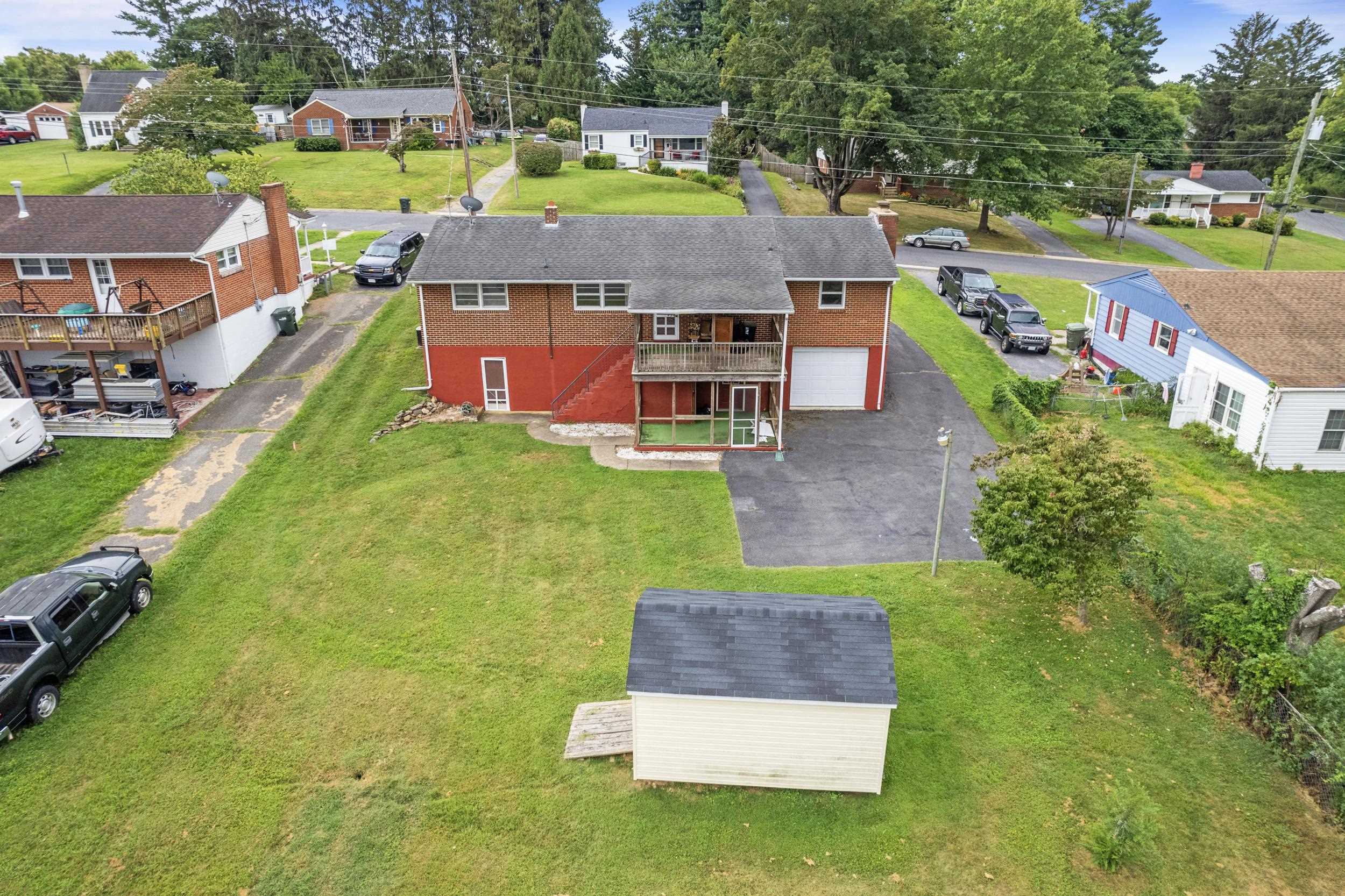 2455 MT VERNON ST, WAYNESBORO, Virginia 22980, 3 Bedrooms Bedrooms, ,2 BathroomsBathrooms,Residential,2455 MT VERNON ST,667959 MLS # 667959