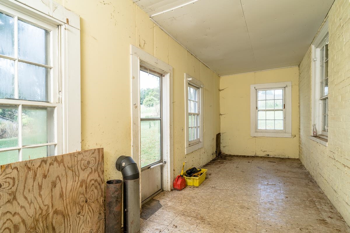 5787 BORDEN GRANT TRL, RAPHINE, Virginia 24472, 4 Bedrooms Bedrooms, ,1 BathroomBathrooms,Residential,5787 BORDEN GRANT TRL,667961 MLS # 667961