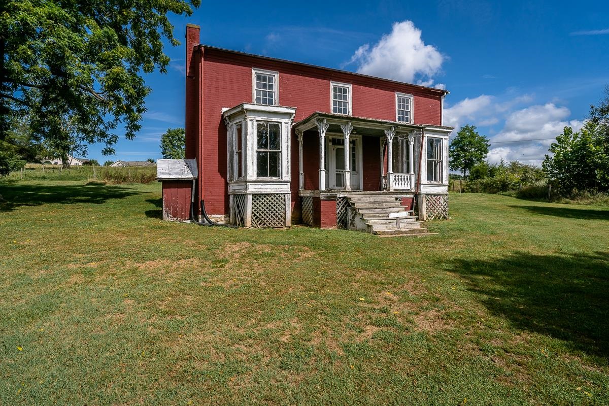 5787 BORDEN GRANT TRL, RAPHINE, Virginia 24472, 4 Bedrooms Bedrooms, ,1 BathroomBathrooms,Residential,5787 BORDEN GRANT TRL,667961 MLS # 667961