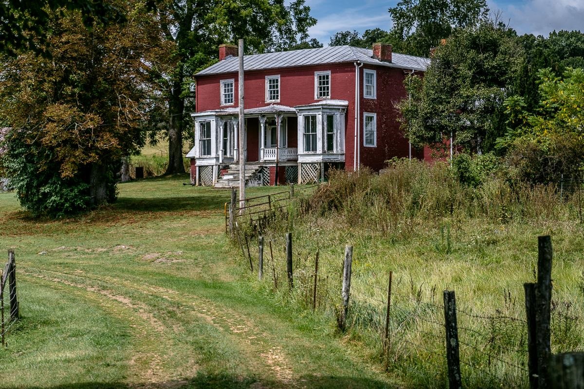 5787 BORDEN GRANT TRL, RAPHINE, Virginia 24472, 4 Bedrooms Bedrooms, ,1 BathroomBathrooms,Residential,5787 BORDEN GRANT TRL,667961 MLS # 667961