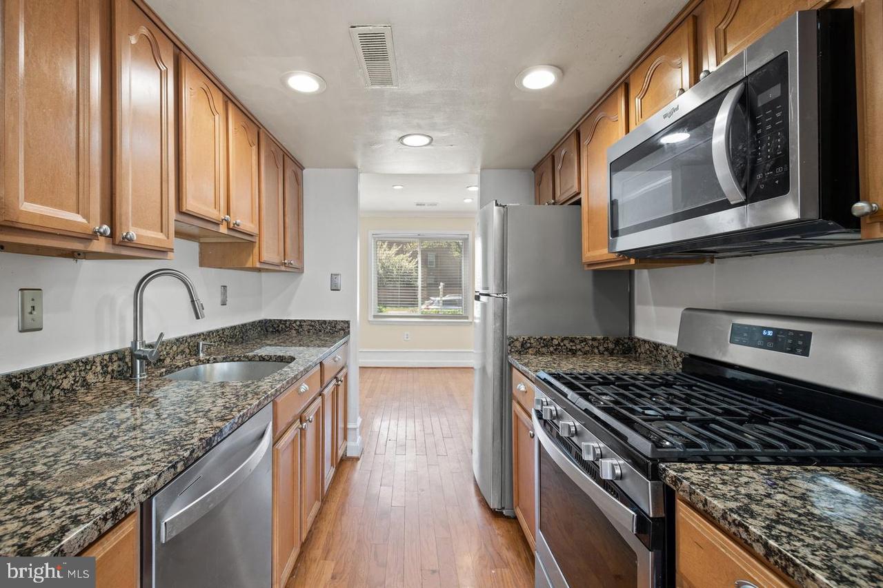 218 STEVENSON SQ, ALEXANDRIA, Virginia 22304, 4 Bedrooms Bedrooms, ,2 BathroomsBathrooms,Residential,For sale,218 STEVENSON SQ,VAAX2047644 MLS # VAAX2047644