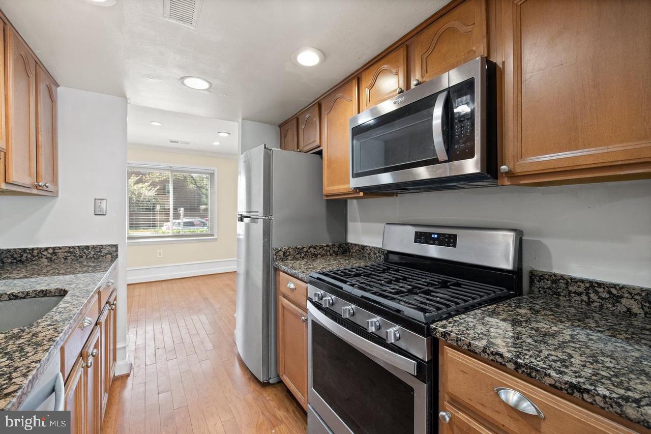218 STEVENSON SQ, ALEXANDRIA, Virginia 22304, 4 Bedrooms Bedrooms, ,2 BathroomsBathrooms,Residential,For sale,218 STEVENSON SQ,VAAX2047644 MLS # VAAX2047644
