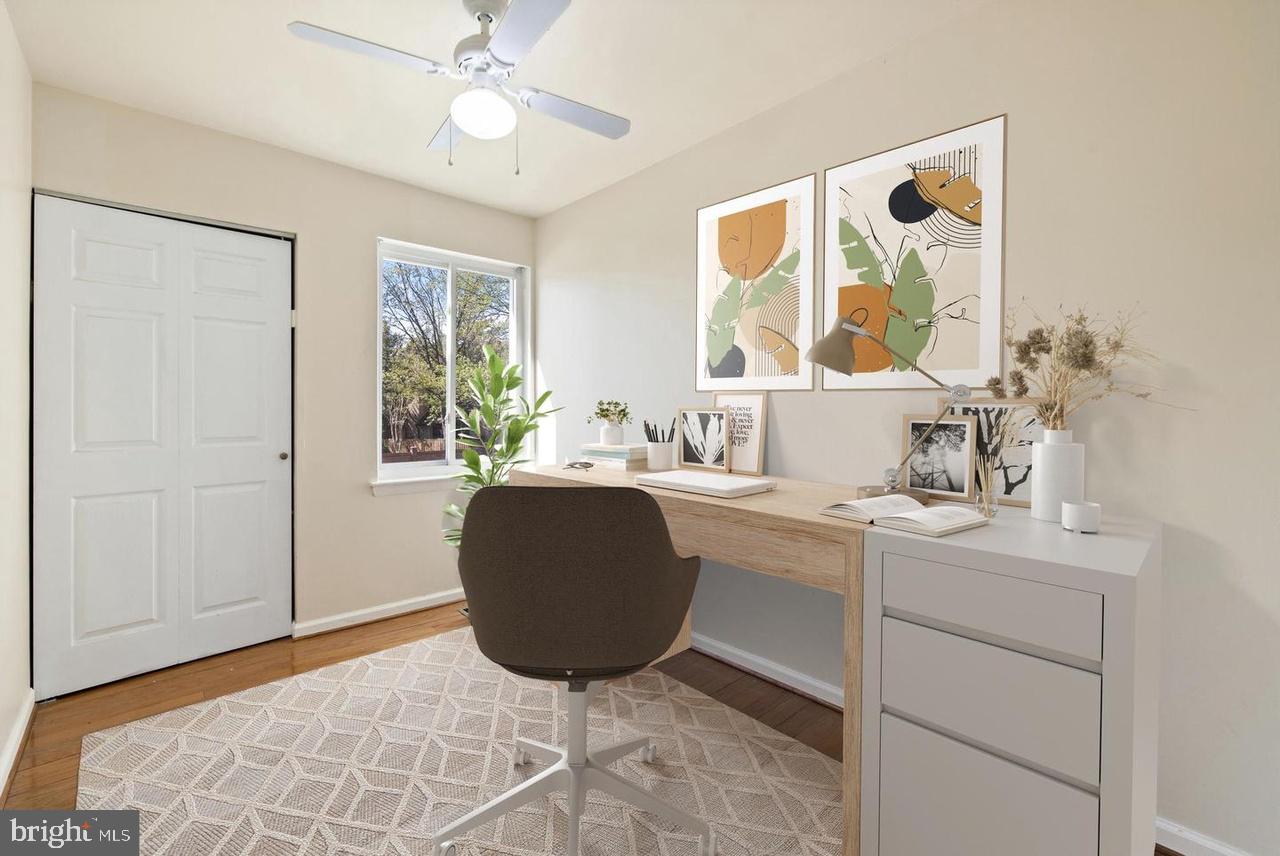 218 STEVENSON SQ, ALEXANDRIA, Virginia 22304, 4 Bedrooms Bedrooms, ,2 BathroomsBathrooms,Residential,For sale,218 STEVENSON SQ,VAAX2047644 MLS # VAAX2047644