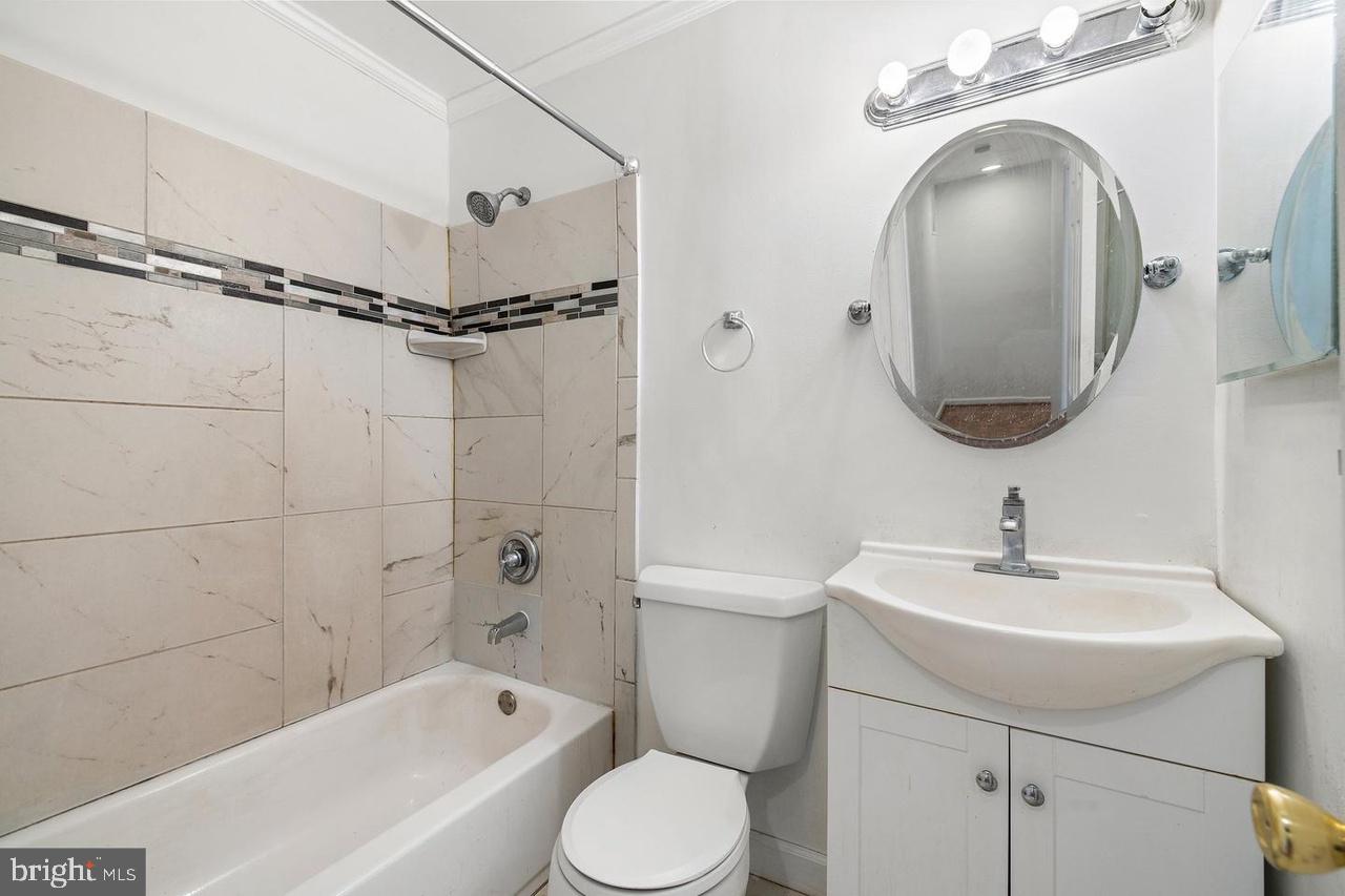 218 STEVENSON SQ, ALEXANDRIA, Virginia 22304, 4 Bedrooms Bedrooms, ,2 BathroomsBathrooms,Residential,For sale,218 STEVENSON SQ,VAAX2047644 MLS # VAAX2047644