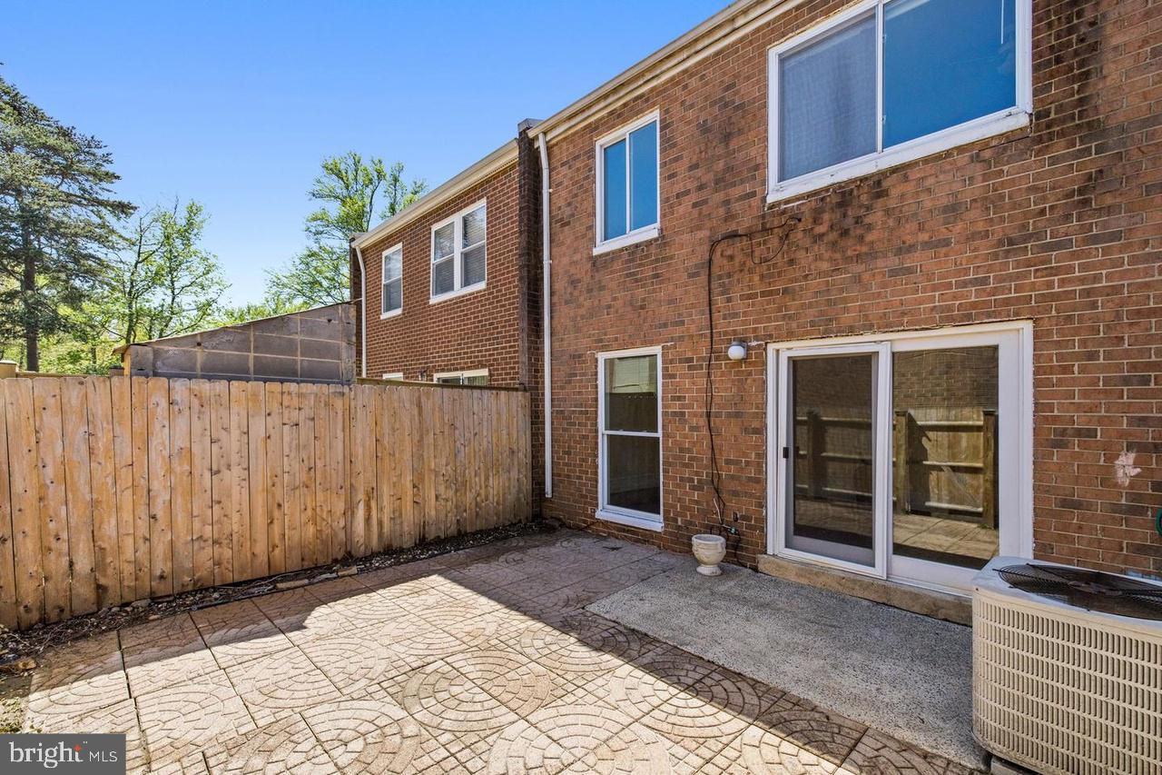 218 STEVENSON SQ, ALEXANDRIA, Virginia 22304, 4 Bedrooms Bedrooms, ,2 BathroomsBathrooms,Residential,For sale,218 STEVENSON SQ,VAAX2047644 MLS # VAAX2047644