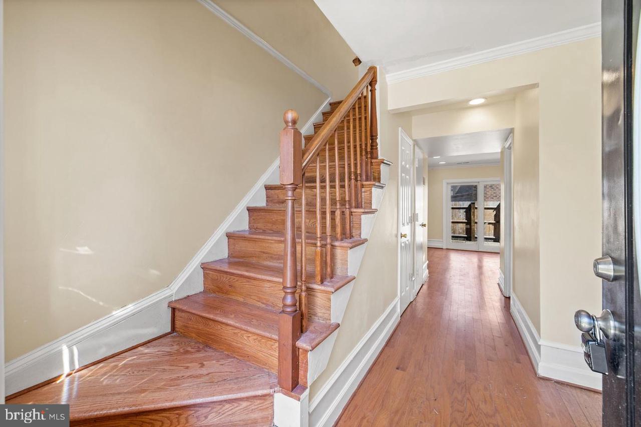 218 STEVENSON SQ, ALEXANDRIA, Virginia 22304, 4 Bedrooms Bedrooms, ,2 BathroomsBathrooms,Residential,For sale,218 STEVENSON SQ,VAAX2047644 MLS # VAAX2047644